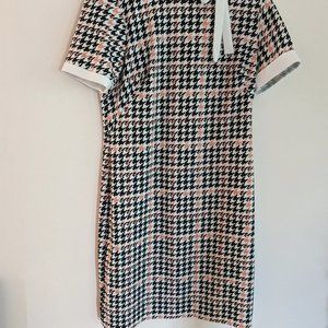 Textured Knee Length Bow Collar Dress